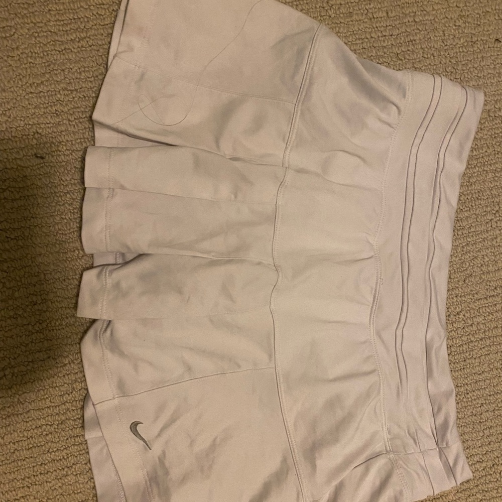 NIKE DRI FIT TENNIS SKIRT SIZE MEDIUM